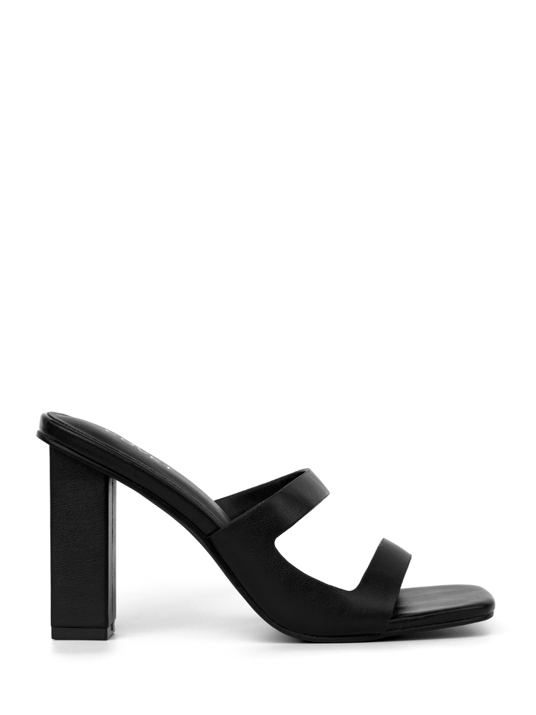 AMBER Black Heels
