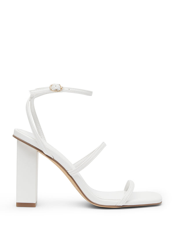 IVES (white high block heels)