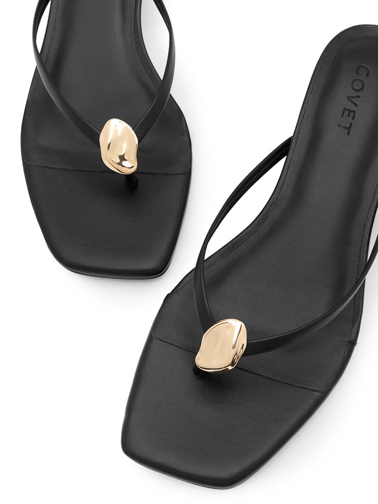 LUMIERE Black Kitten Heels