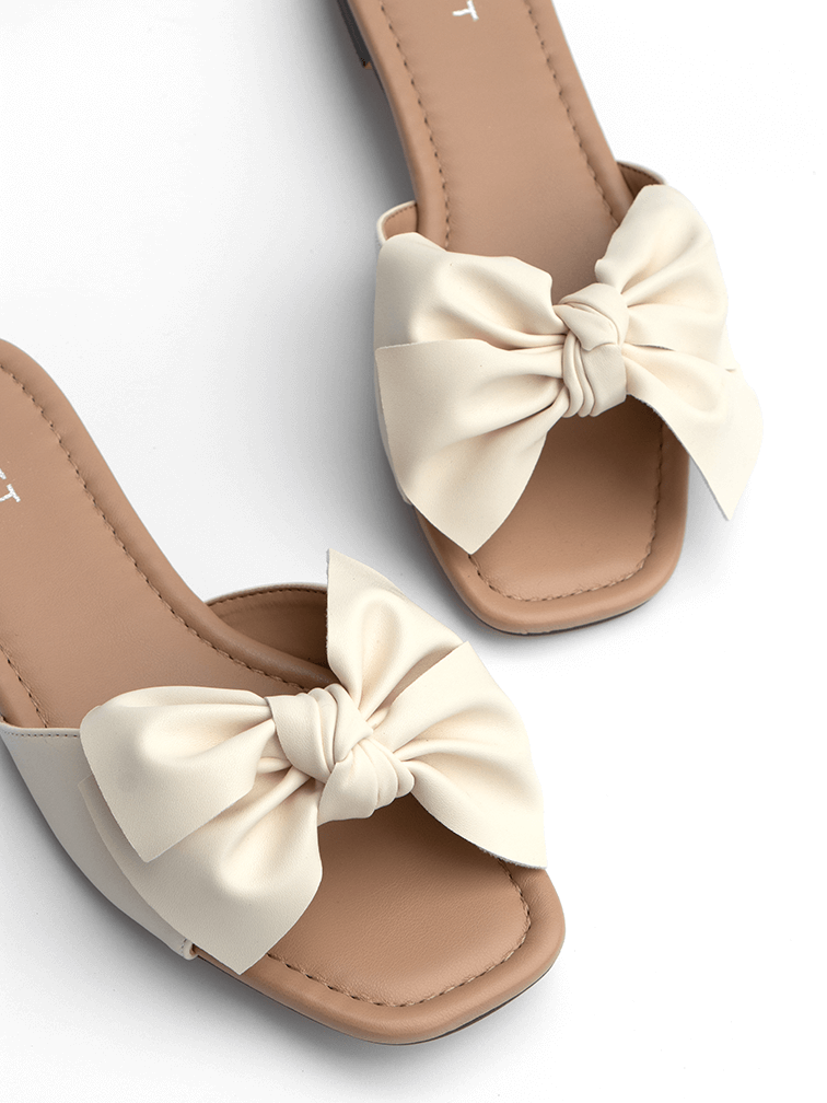 Flat slides 2025 with bow