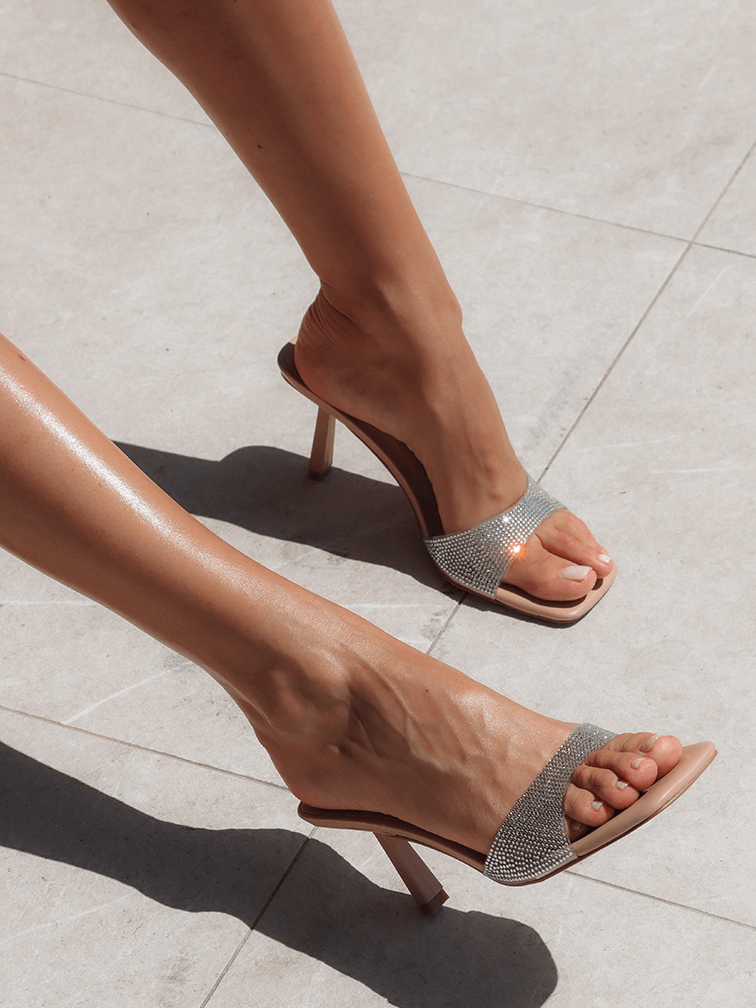 Nude top kitten shoes
